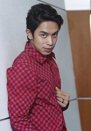 artis lelaki gay