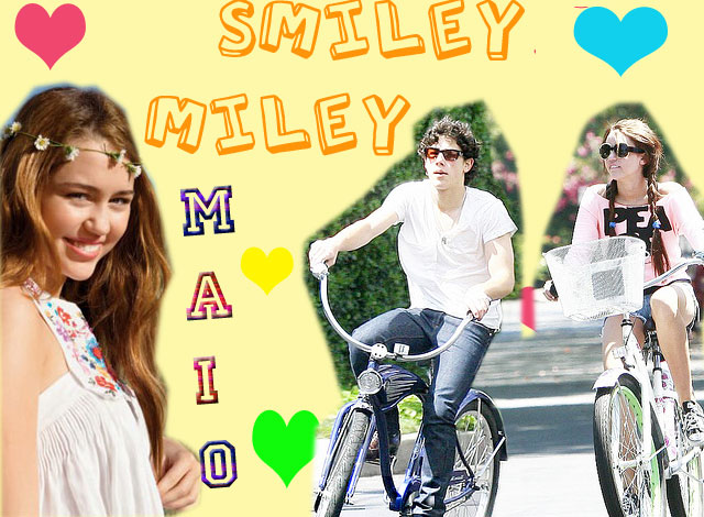Smiley Miley Cyrus